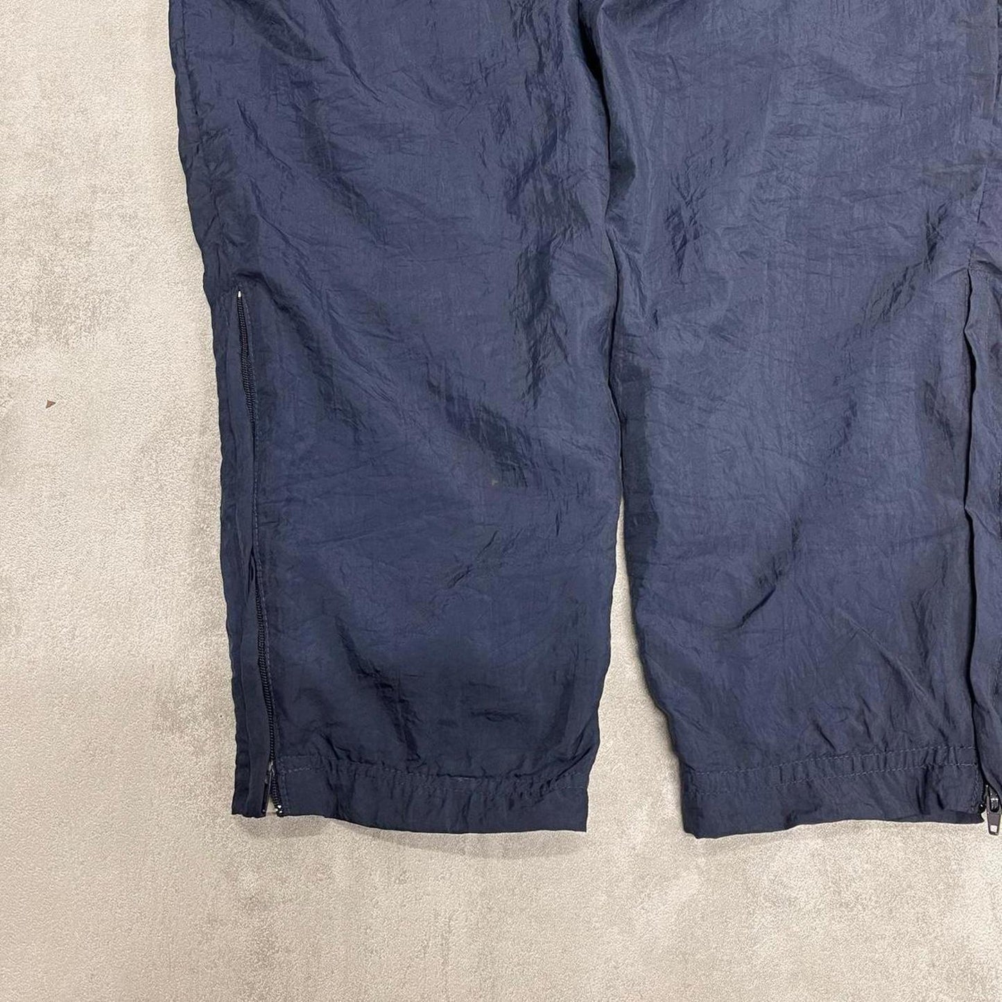 Vintage Reebok tracksuit bottoms Medium trackies joggers