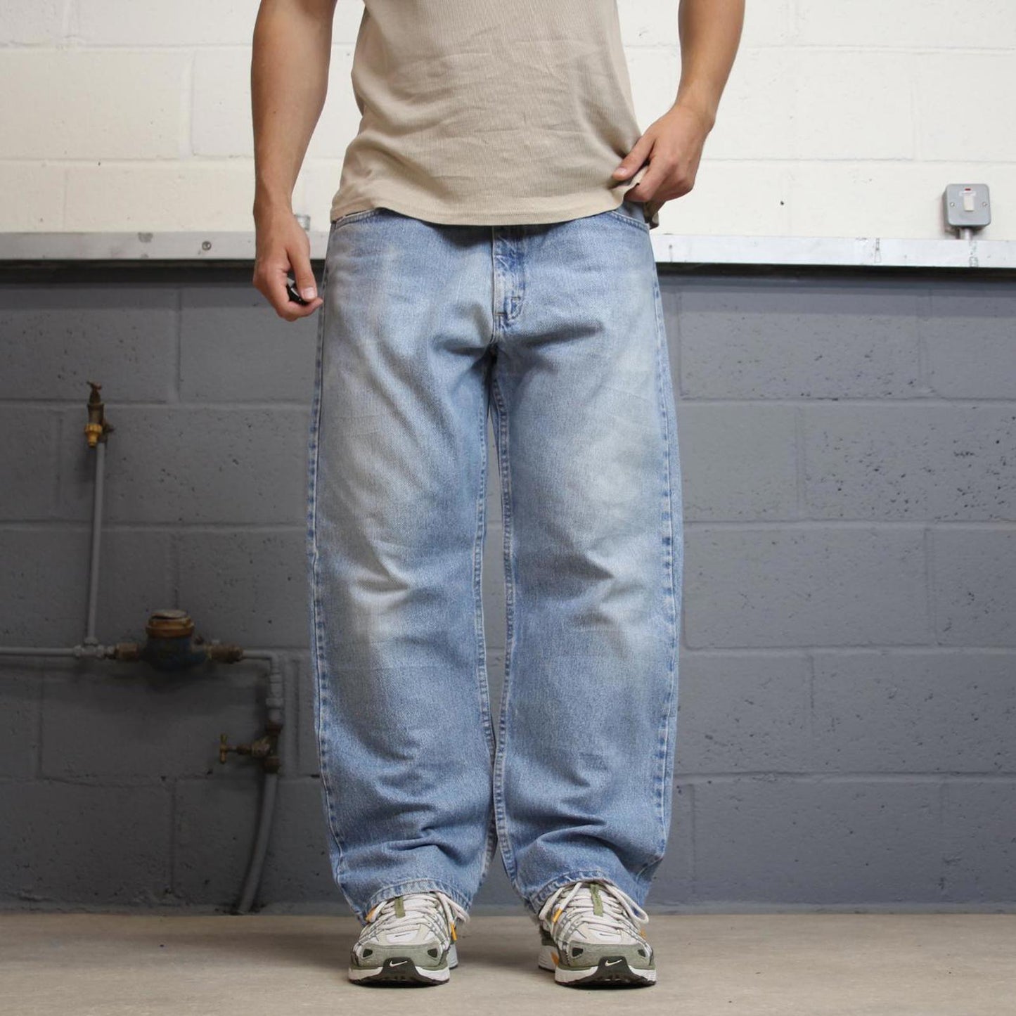Loose Wrangler jeans W38L29 blue y2k 90s style 5 pocket denim pants
