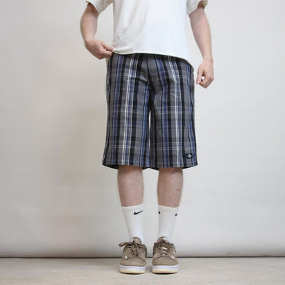 Checkered Dickies carpenter shorts W32 loose skater style chino cargos