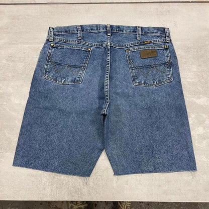 Mens Wrangler jean shorts W38