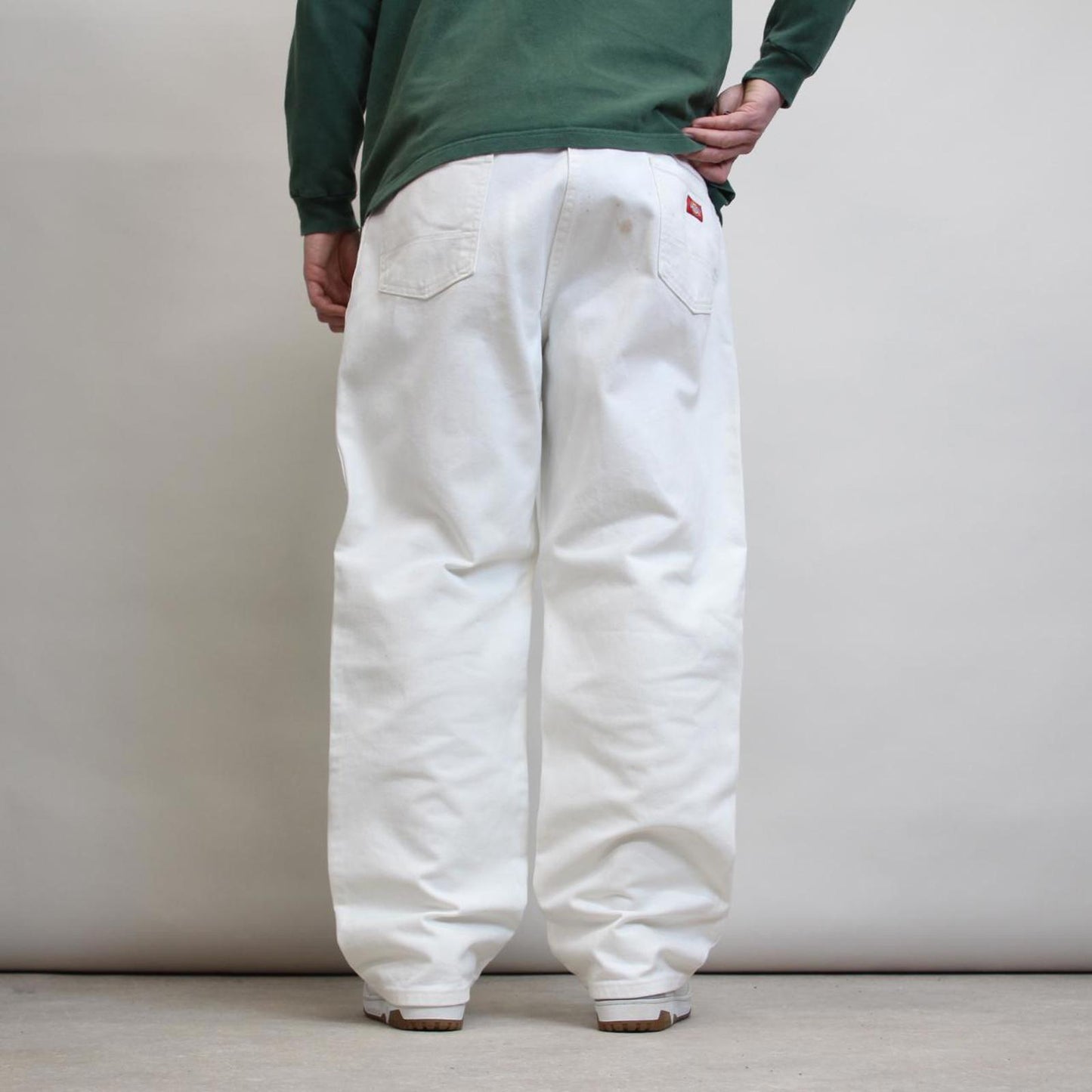 White Dickies jeans W42L32 loose 90s workwear skate style pants