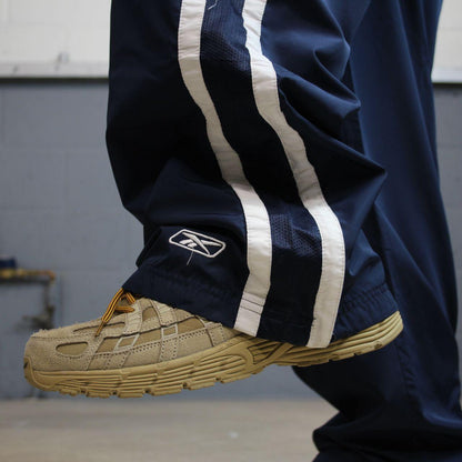 Baggy Y2K Reebok tracksuit bottoms navy XXL Wide leg casual 2000s style track pants