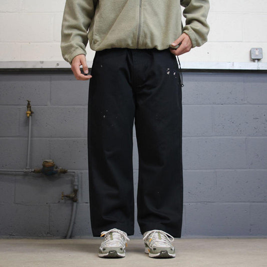 90s black Carhartt skater pants wide leg chino twill style workwear trousers W40L26