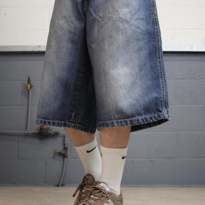 Baggy Southpole skate shorts W34 blue Loose long wide leg embroidered skate jorts