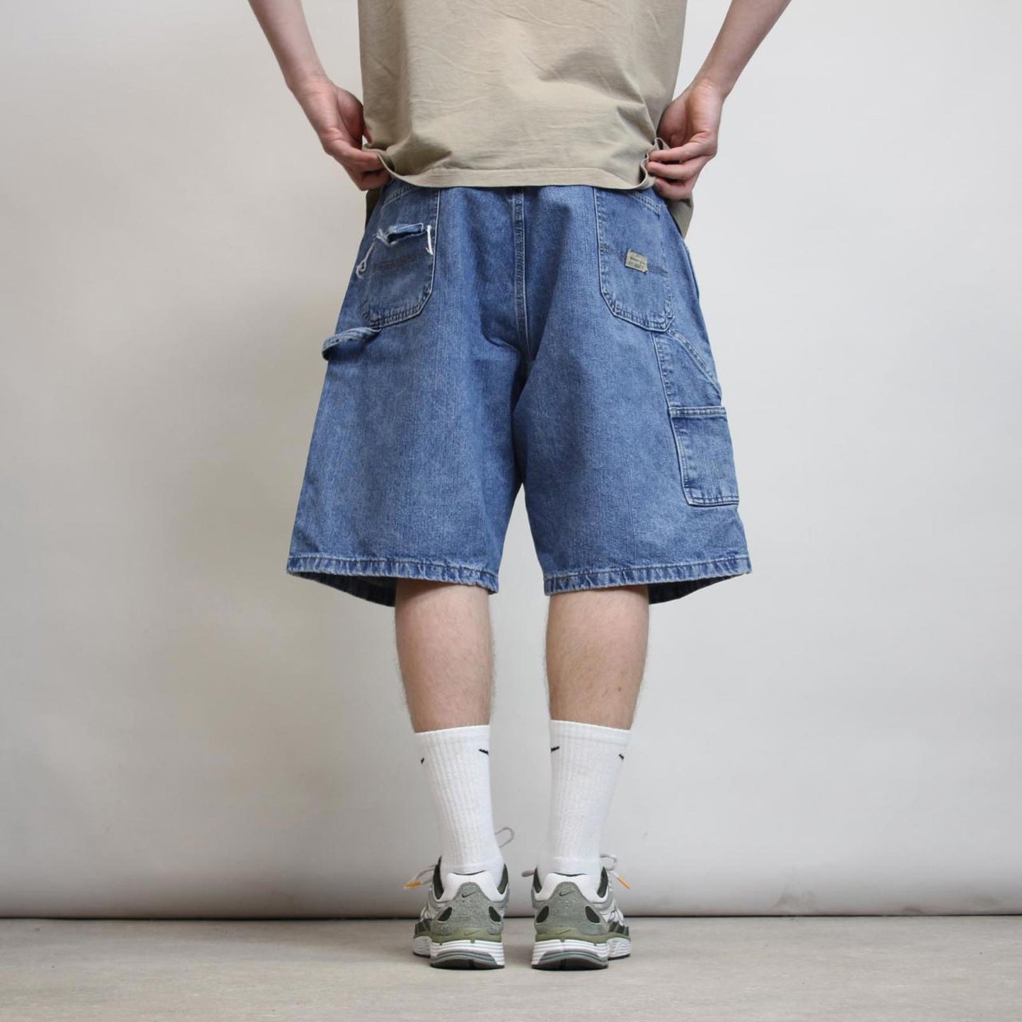 Mens baggy Wrangler carpenter jorts W40 Loose long denim skate shorts