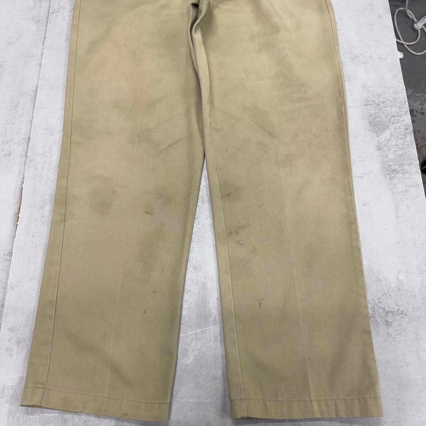 Mens Khaki beige Dickies pants W38 L31 chino style skate trousers