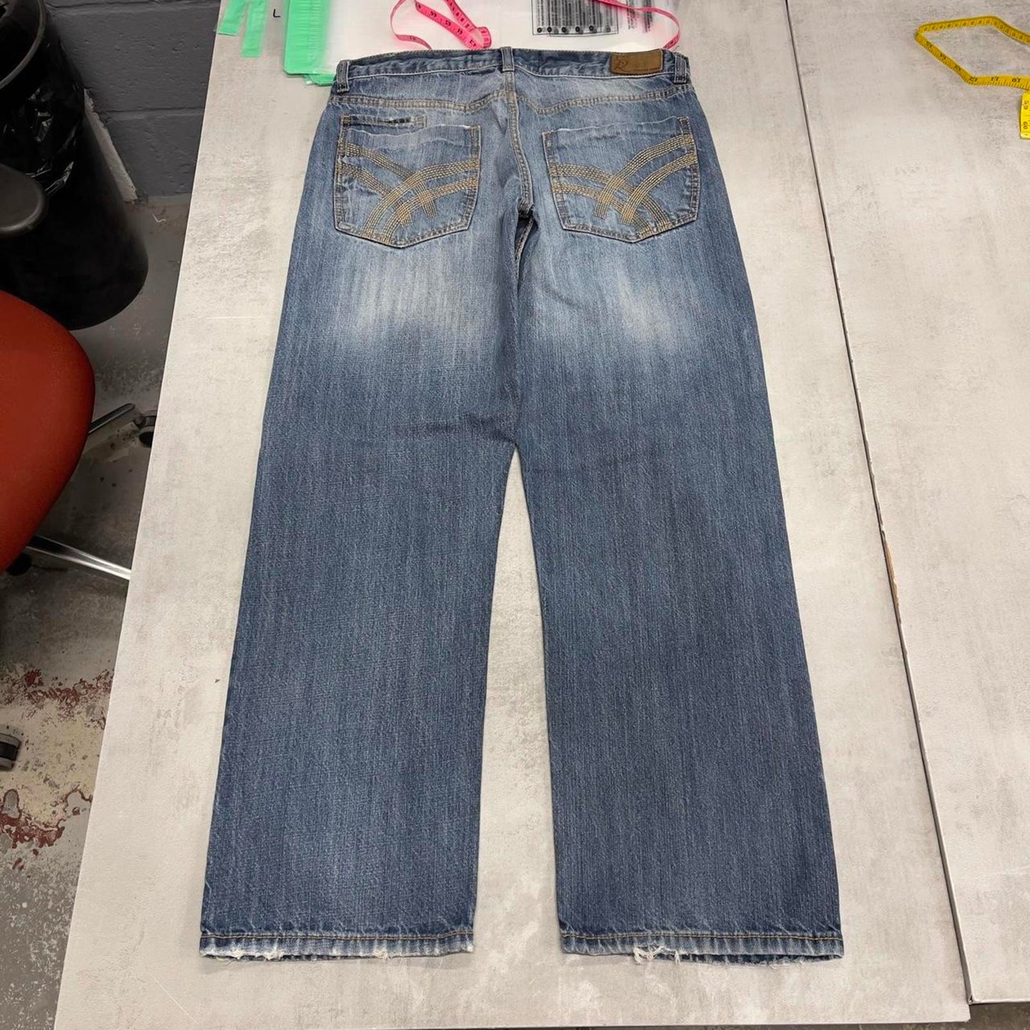 Blue embroidered jeans W36 L32 loose embroidered smoke rise jeans