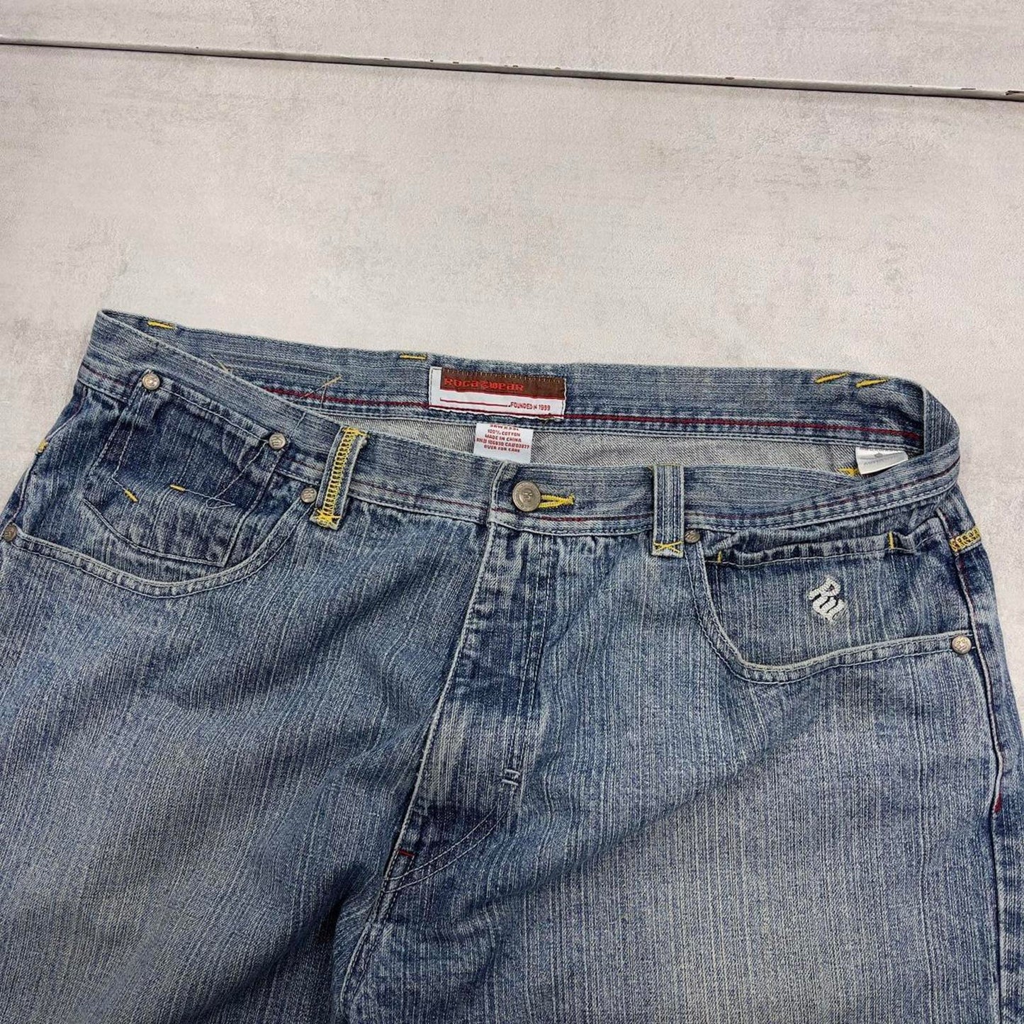 Vintage Rocawear baggy jeans W36L33
