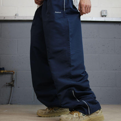 Baggy Y2K Reebok tracksuit bottoms navy XL Wide leg mesh lined track pants