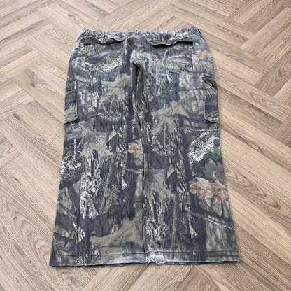 Vintage baggy mossy oak camo cargo pants Loose leg camouflage utility combat hunting trousers