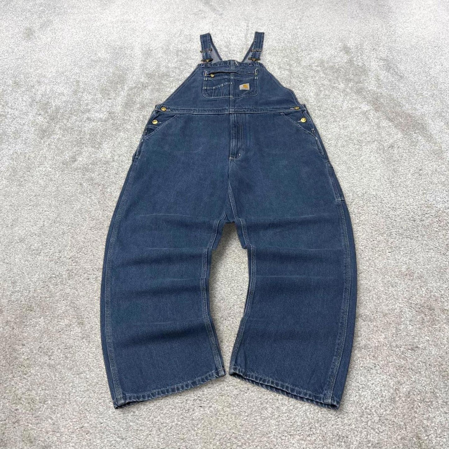 Vintage Carhartt dungarees W42L30 mens denim overalls blue utility bib & brace worker 90s skater