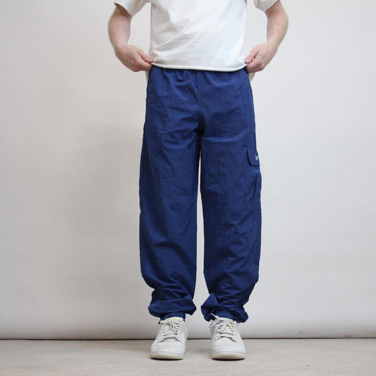 Navy Nike cargo trackies M loose floaty Y2K joggers embroidered logo