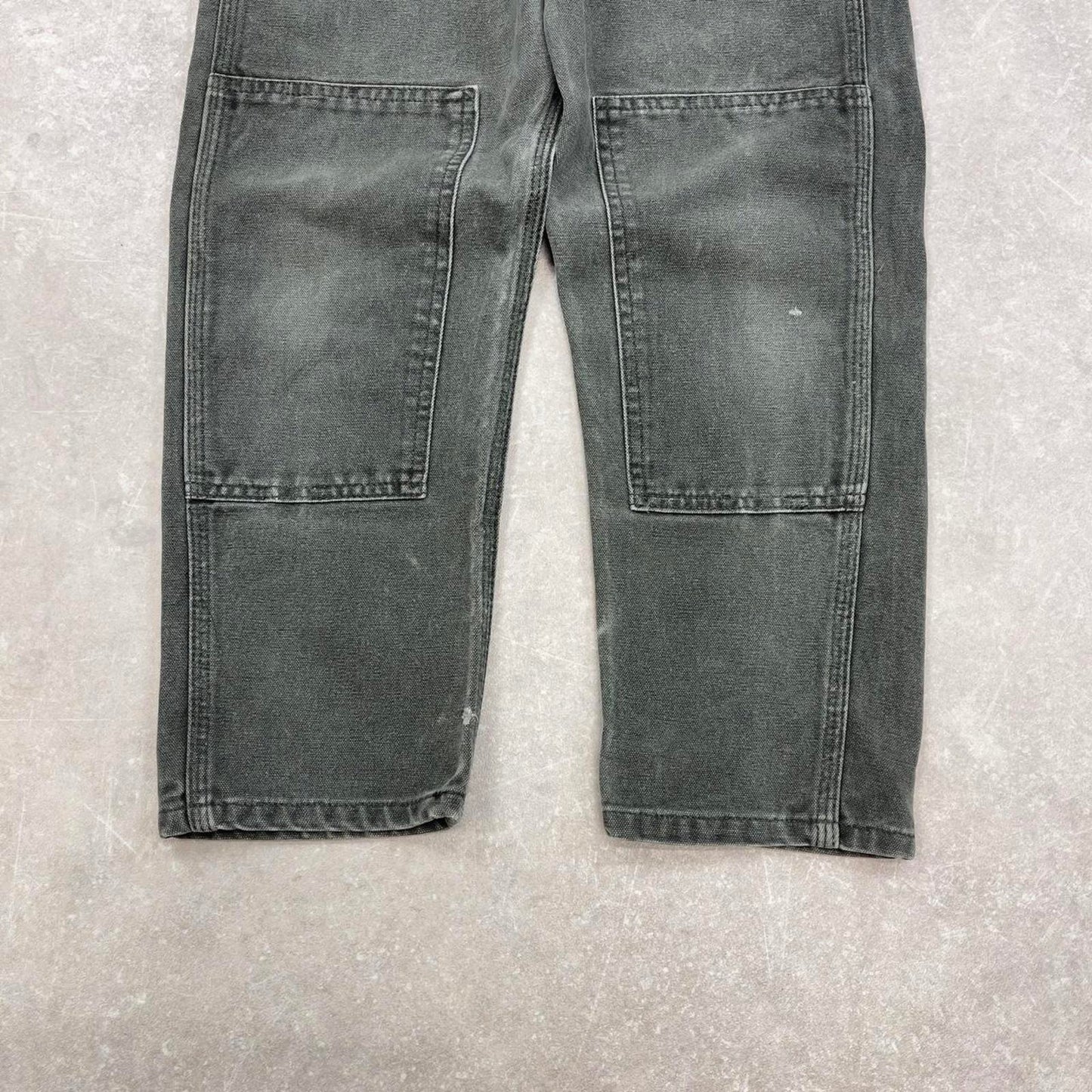 Vintage Carhartt dungarees overalls green W26L22 bib & brace workwear carpenter pants utility style