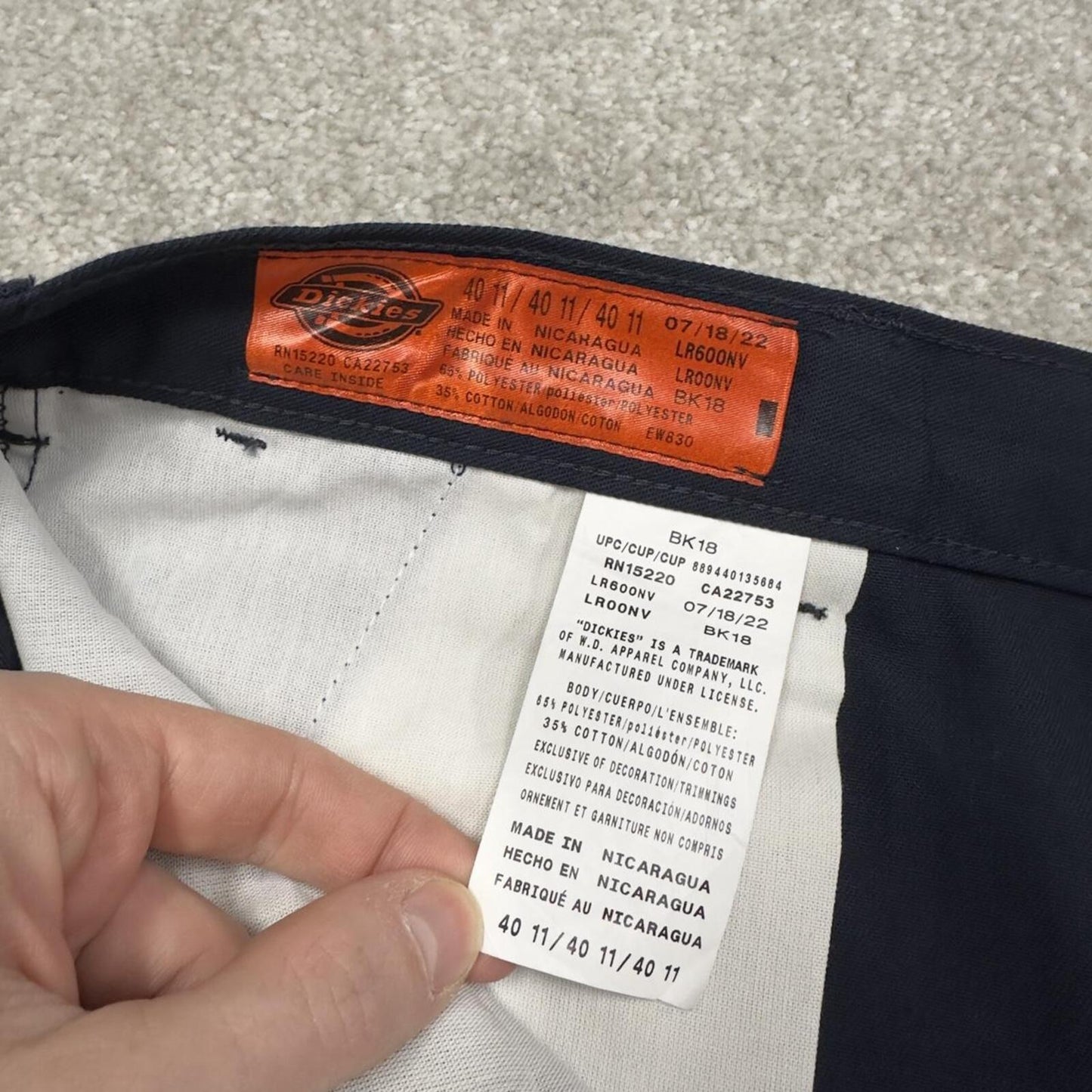 Y2K Dickies baggy cargo shorts skater style navy W40