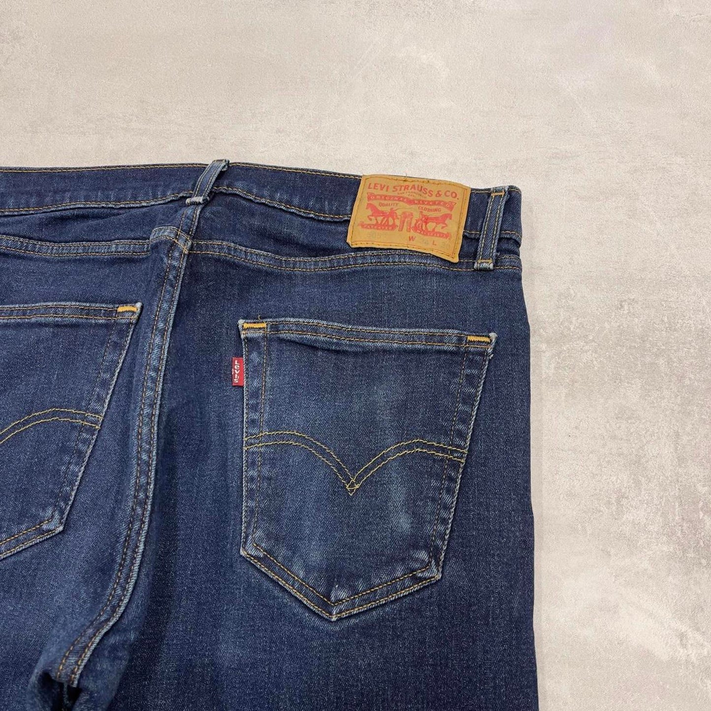 Blue Levis 505 jeans W34L30 blue straight leg y2k style pants red tab logo