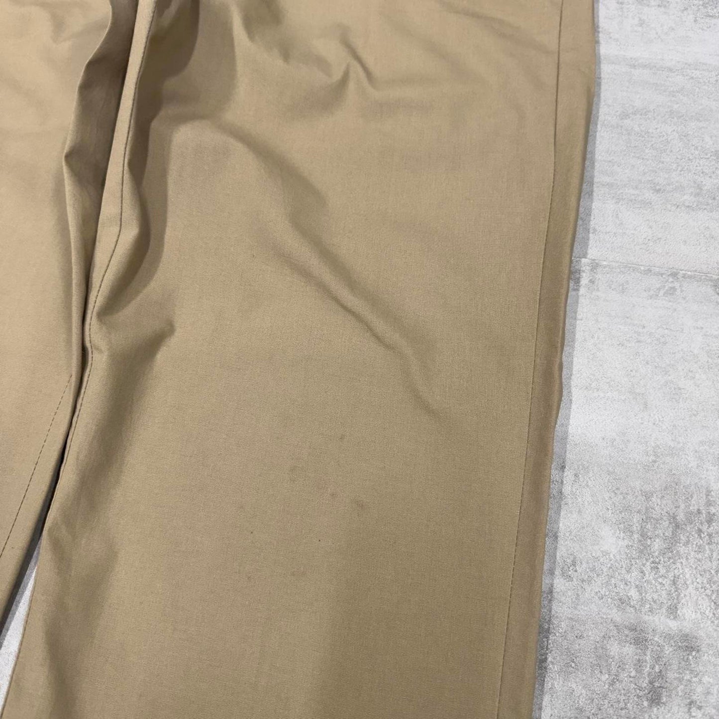 Vintage Dickies chino work pants W42L32 Khaki 90s skate style workwear trousers slim straight casual
