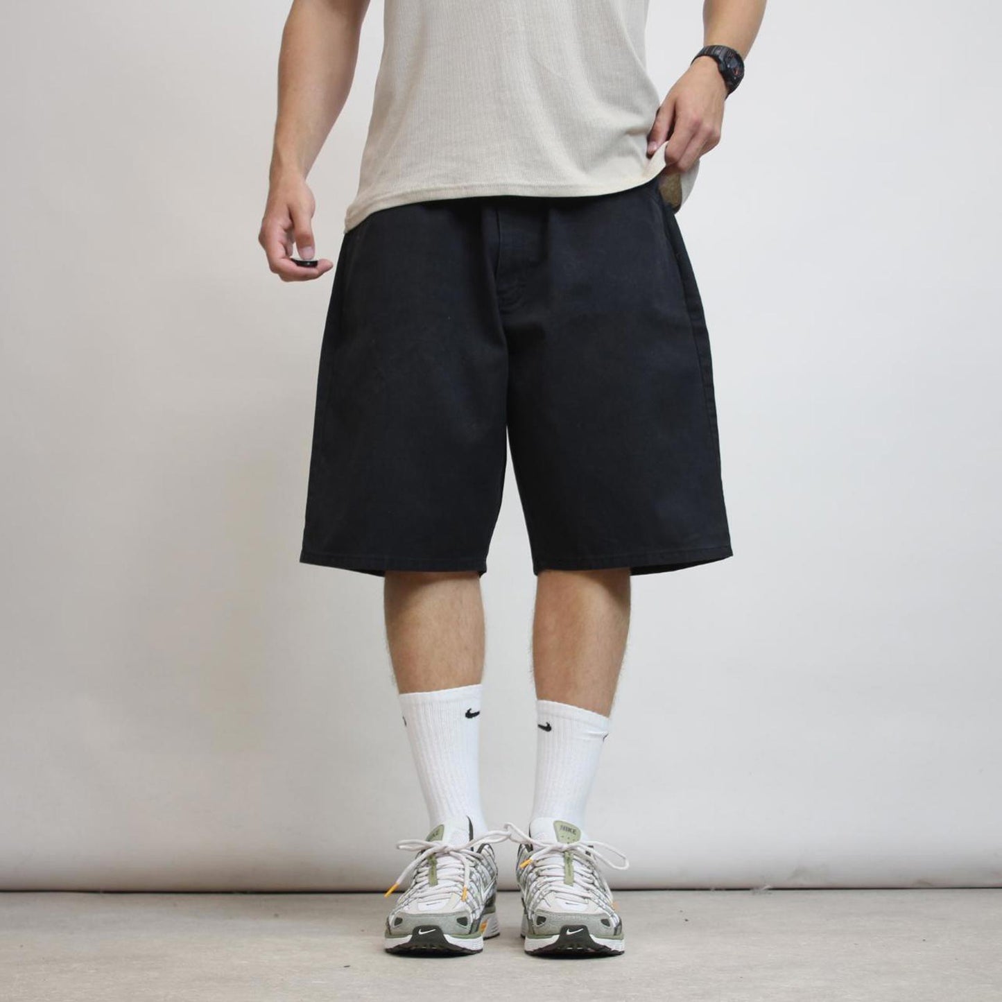 Black Dickies shorts W42