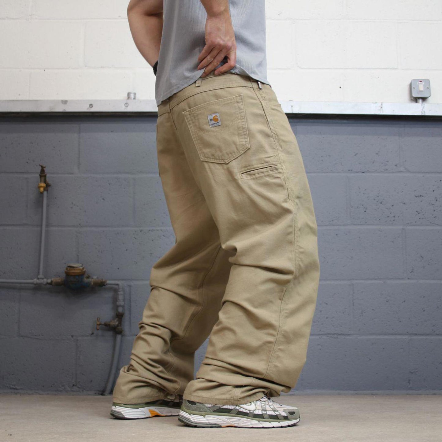 Baggy Carhartt FR carpenter jeans W38L34 90s skater style loose wide leg cargo pants