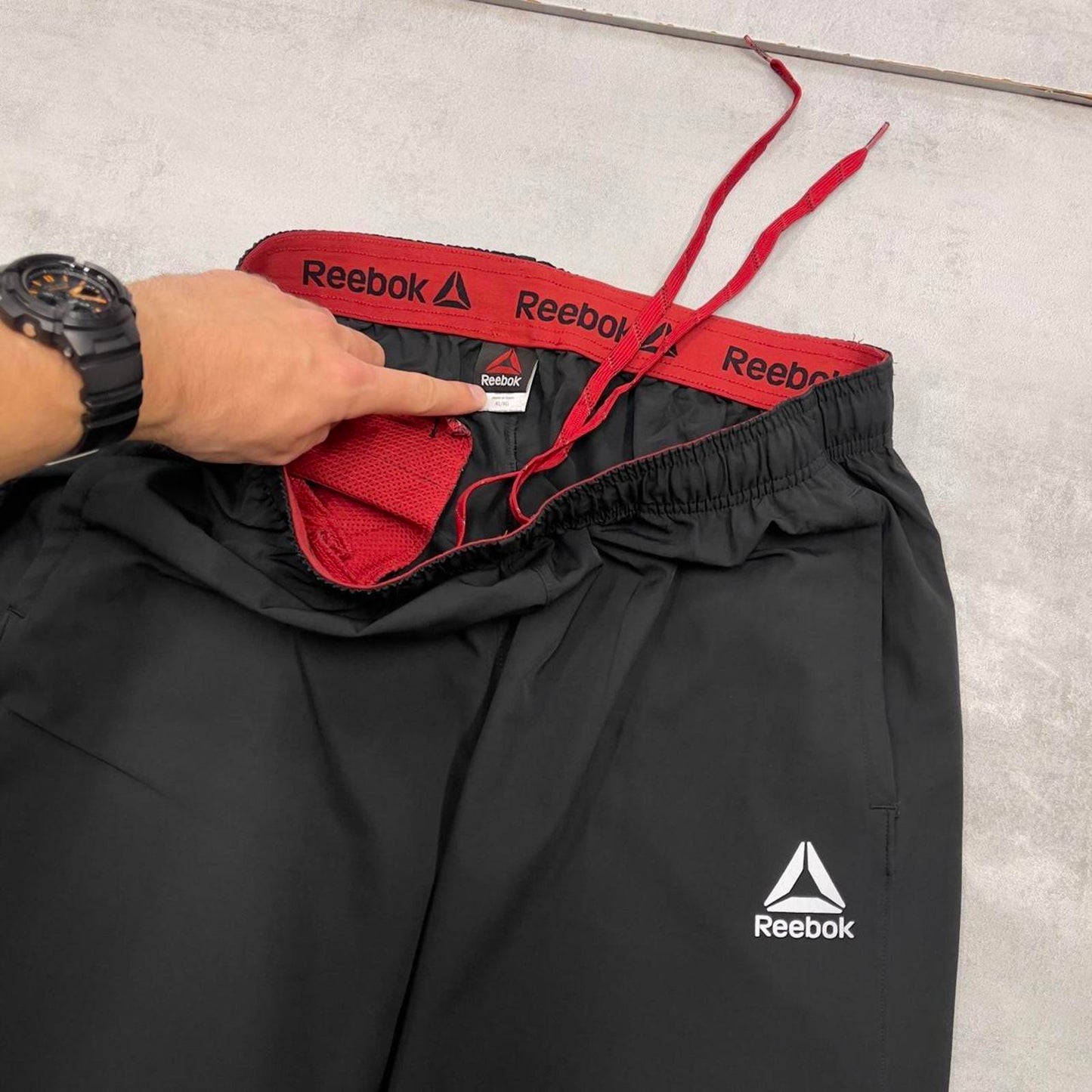 Black Reebok trackies XL Loose y2k shell suit sportswear tracksuit bottoms