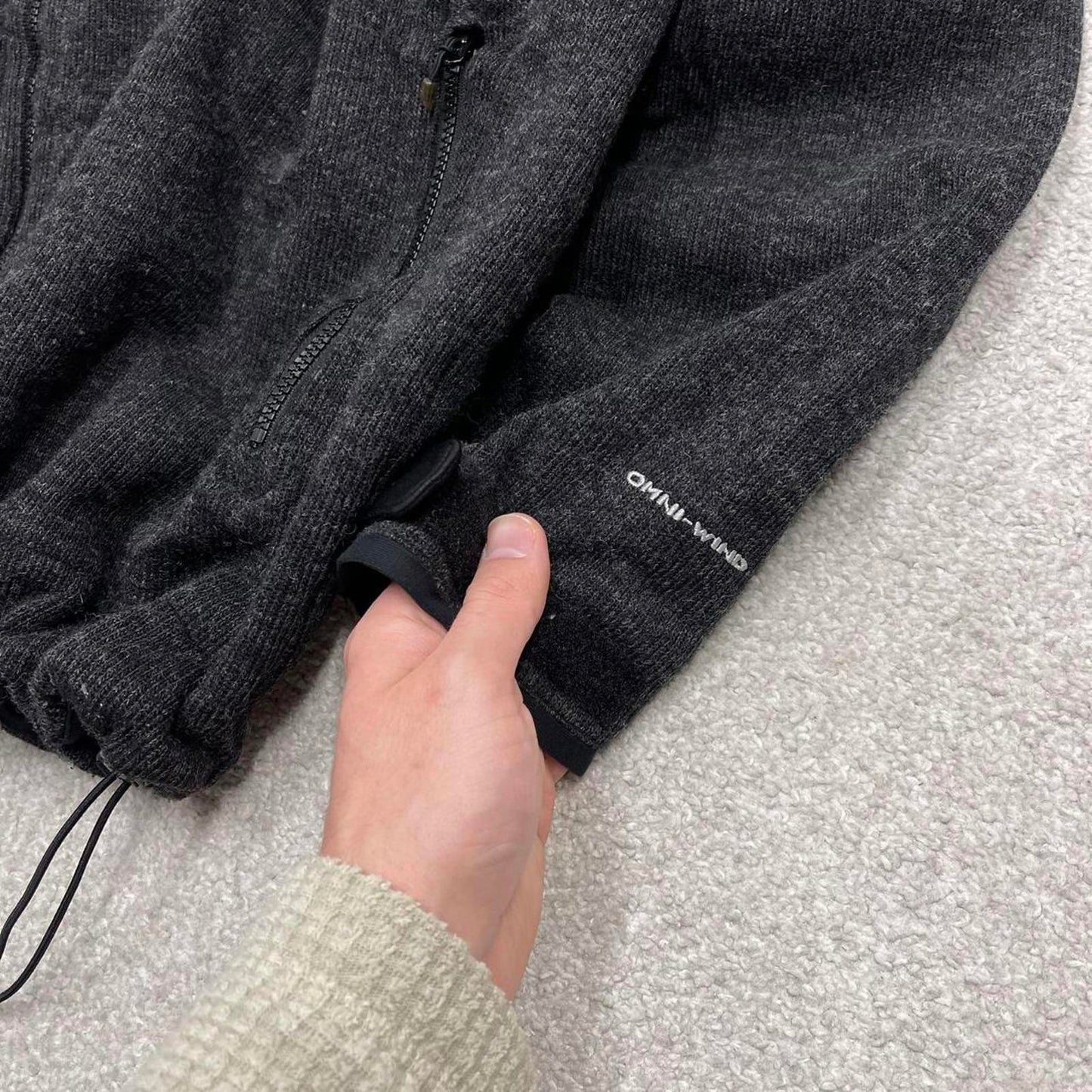 Y2K Columbia technical windbreaker fleece jacket grey Omni-wind hooded tech coat embroidered