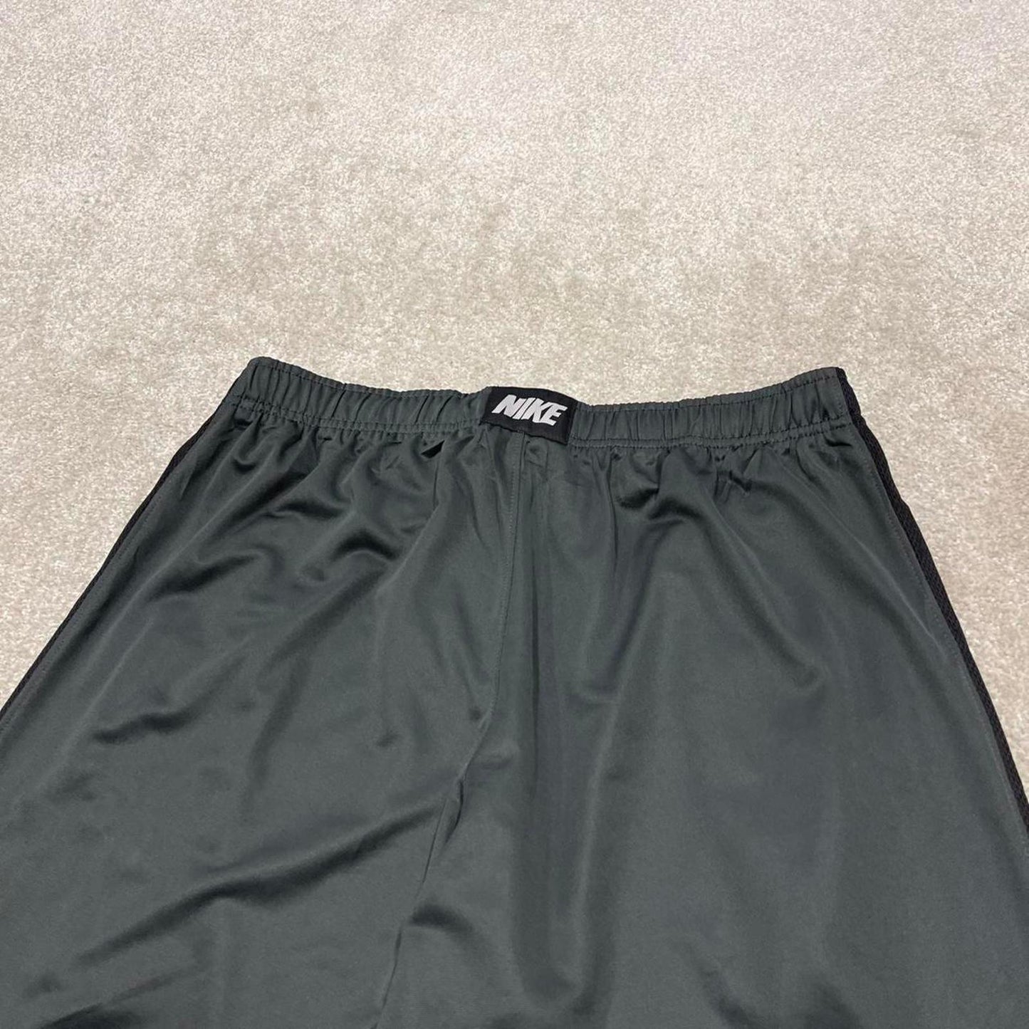 00s baggy Nike tracksuit bottoms grey Large loose y2k style sportswear track pants gym wear trackies