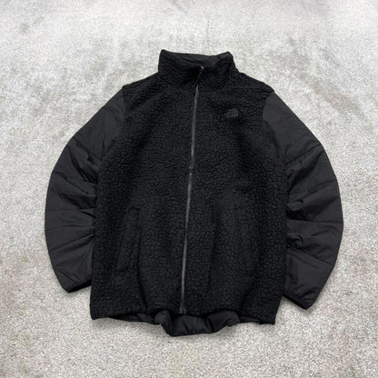 Black North Face technical jacket Large women's y2k 00s style reversible sherpa fleece coat outdoors
