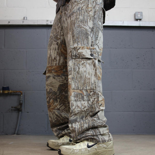 Baggy Camo Realtree cargo pants Y2K khaki camouflage pattern loose leg hunting utility trousers