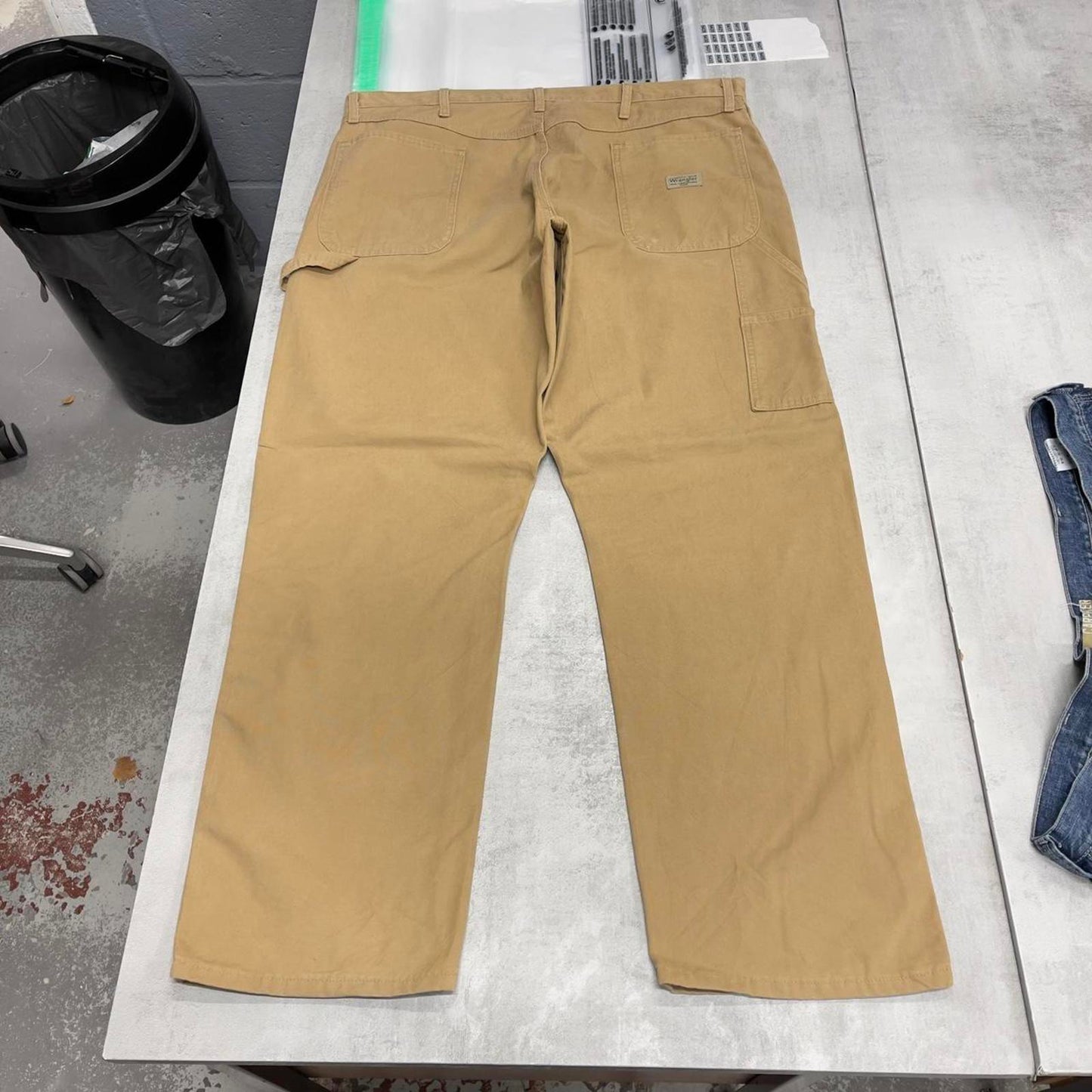 Wrangler carpenter trousers W42L33