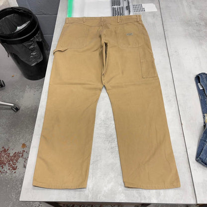 Wrangler carpenter trousers W42L33
