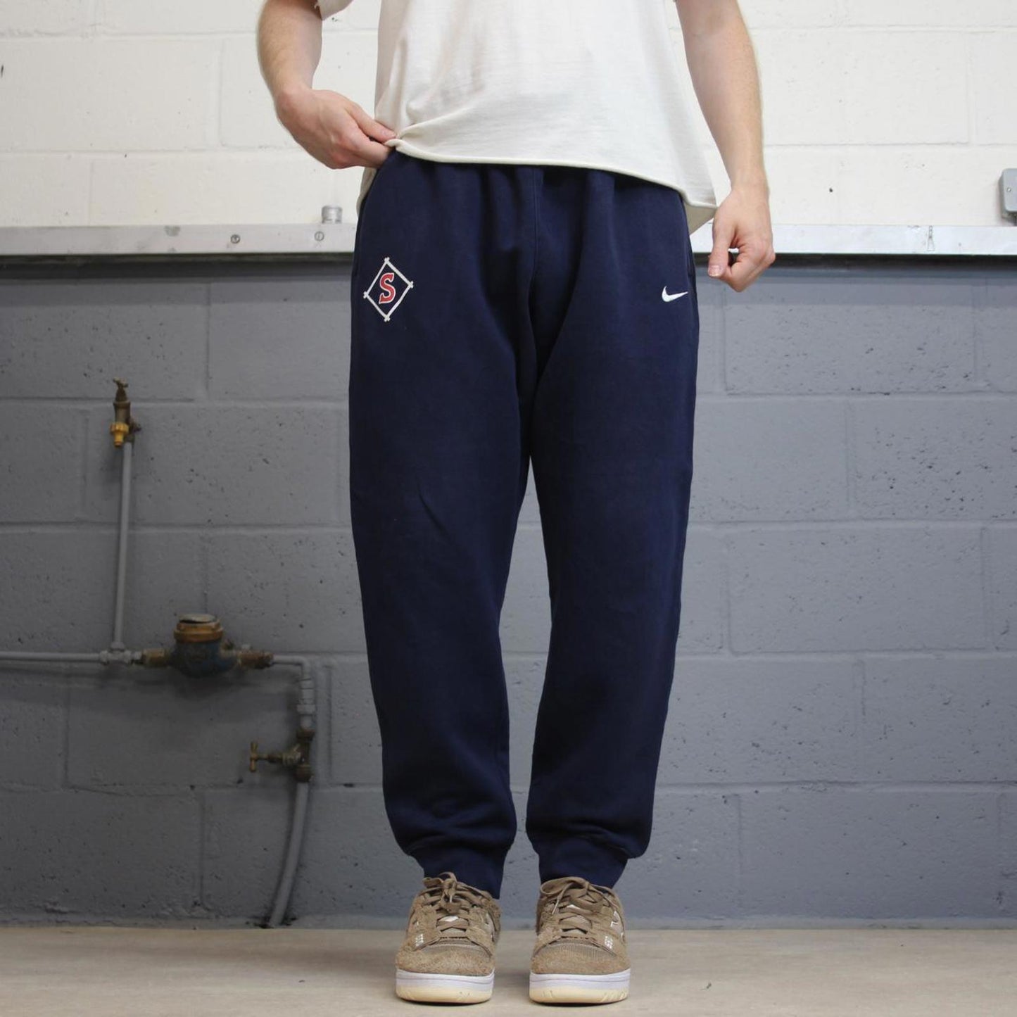 Navy Nike joggers L y2k style sportswear track pants loose fit embroidered logo