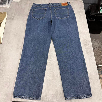 Blue Levi's 550 jeans W40L34