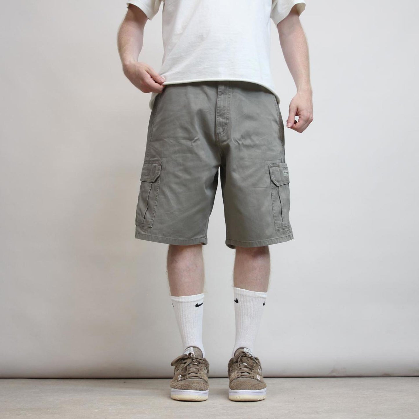 Mens Baggy Wrangler Cargo Shorts W34
