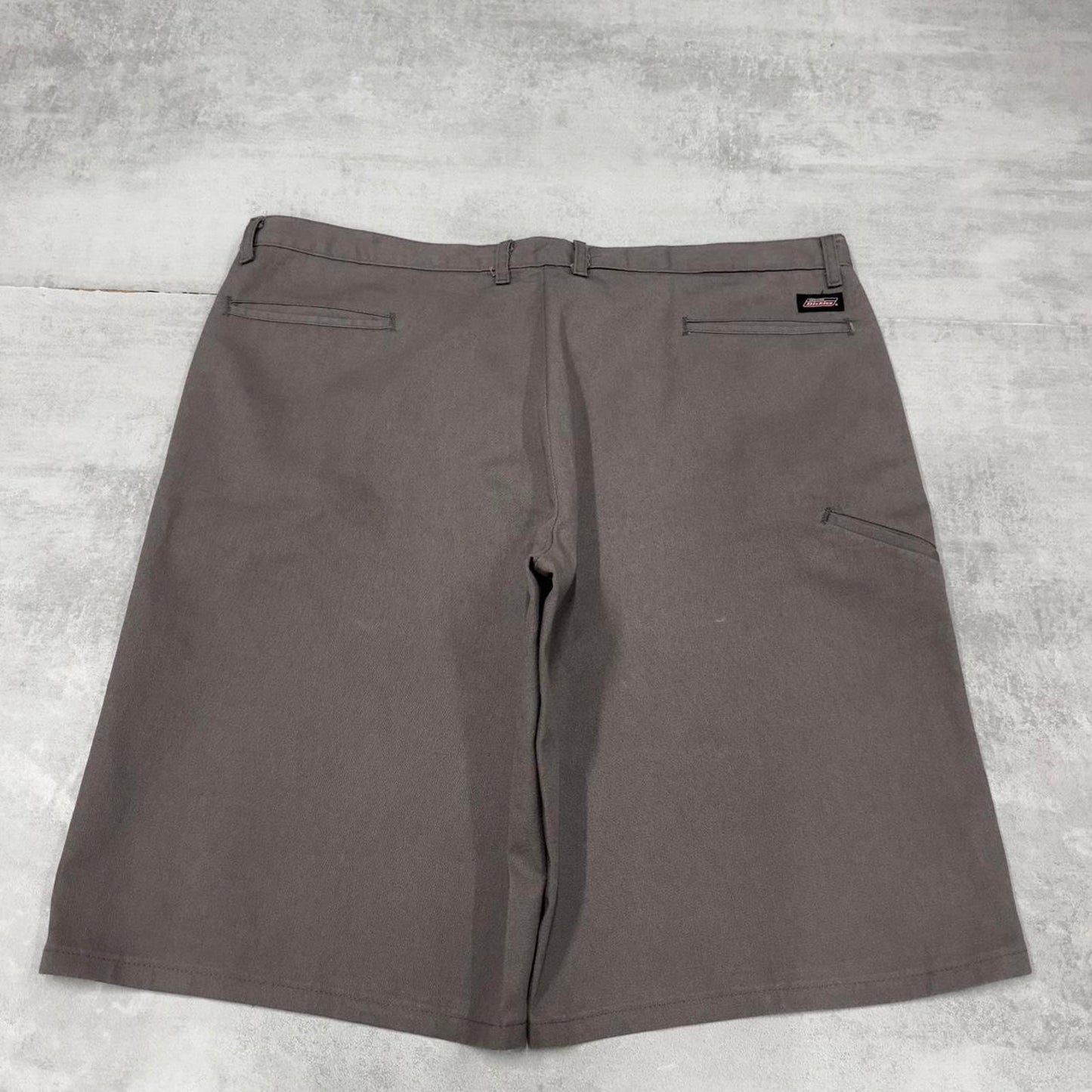Baggy Grey Dickies carpenter shorts W42