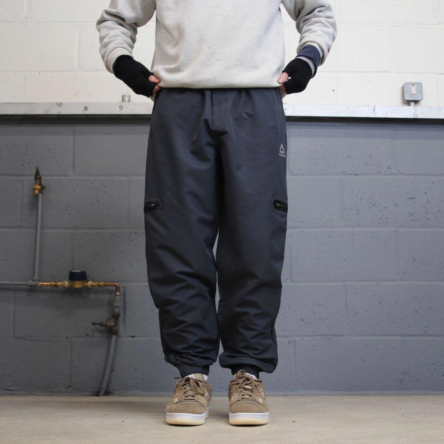 00s Reebok tracksuit bottoms grey Large loose y2k style joggers track pants trackies
