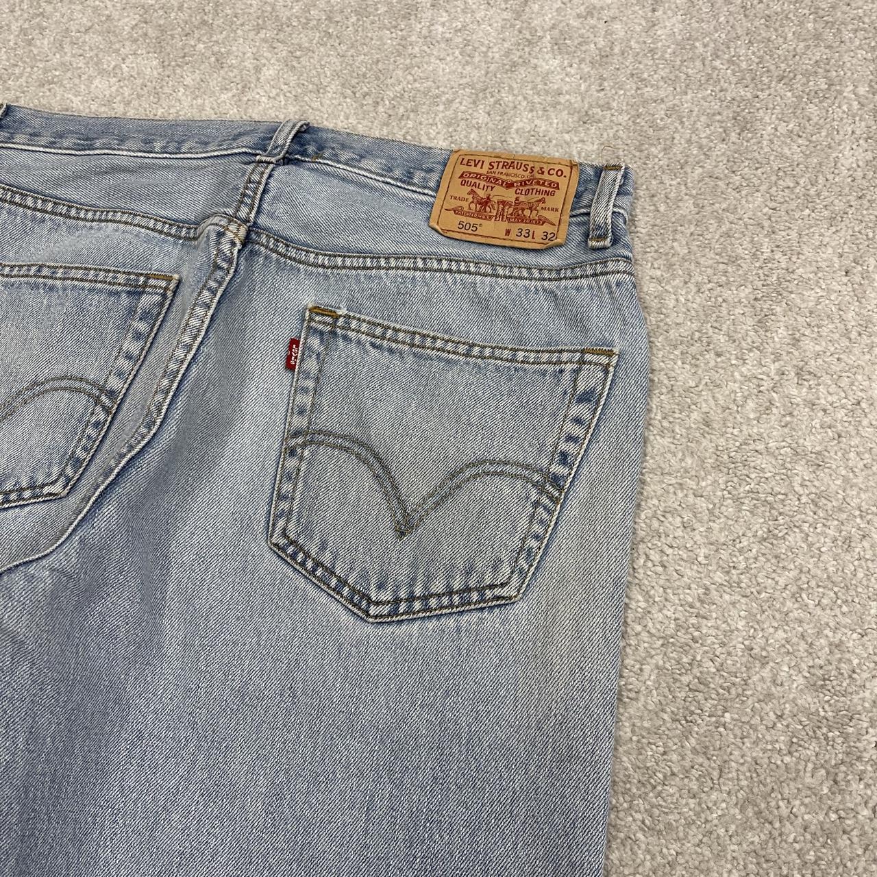 Y2K Levi’s 505 jeans straight leg light wash blue Straight fit 5 pocket pants red tab logo
