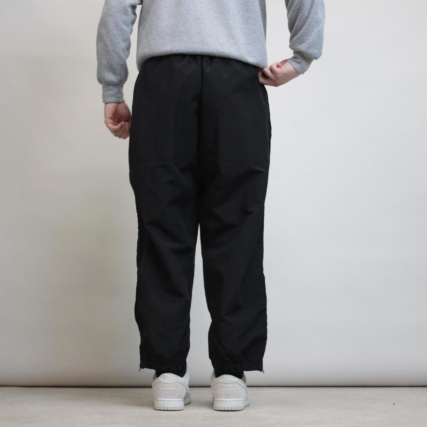 US Army tracksuit bottoms L