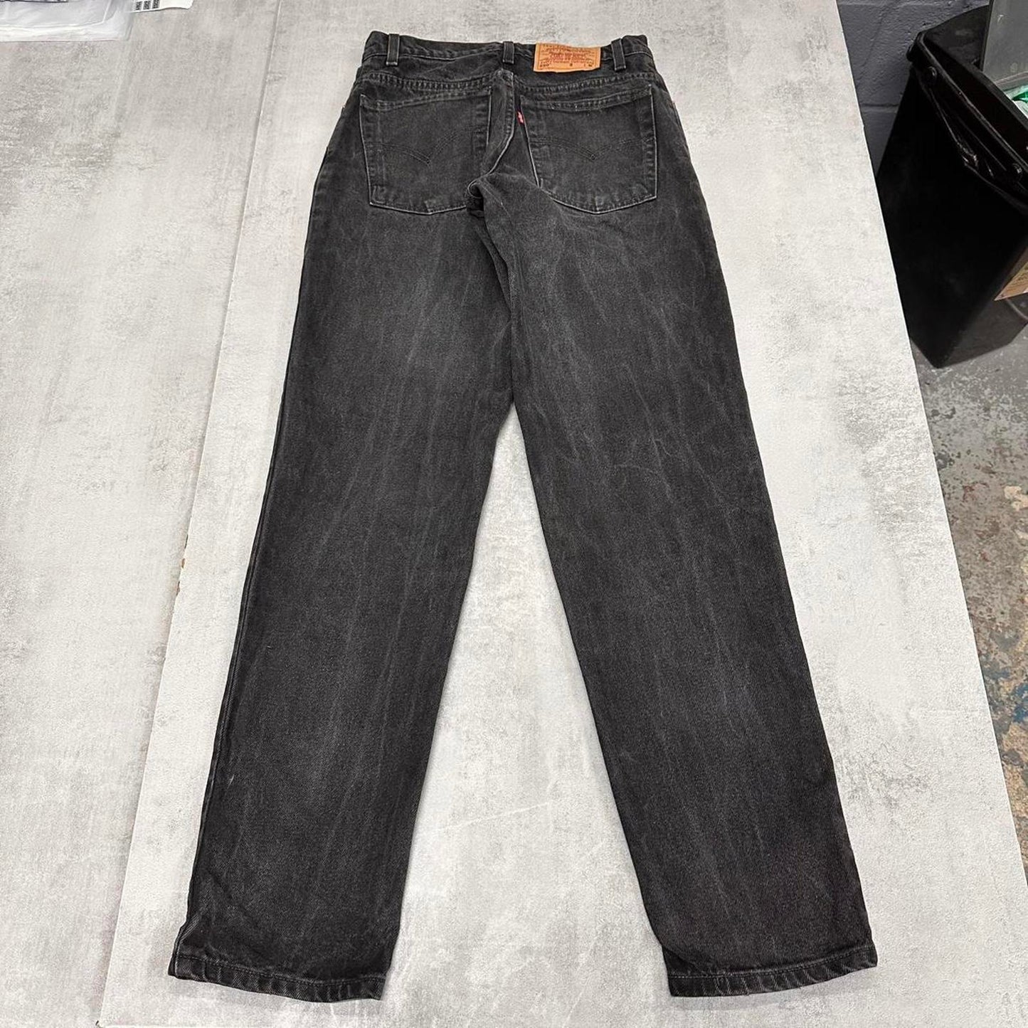 Black Levi's 550 jeans UK 9 (W29) denim relaxed fit tapered leg jeans