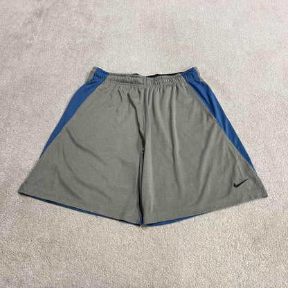 Nike baggy sports shorts y2k loose grey Dri-Fit comfy floaty summer gym shorts