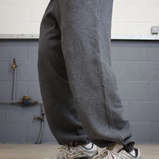 Baggy grey Fila joggers XL y2k style sportswear track pants loose fit