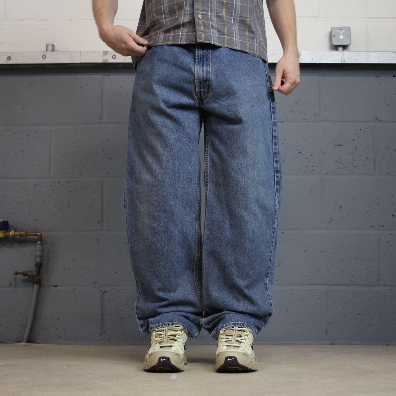 Levi’s 550 jeans y2k W36L32 blue denim Levi’s loose straight leg relaxed fit red tab logo pants