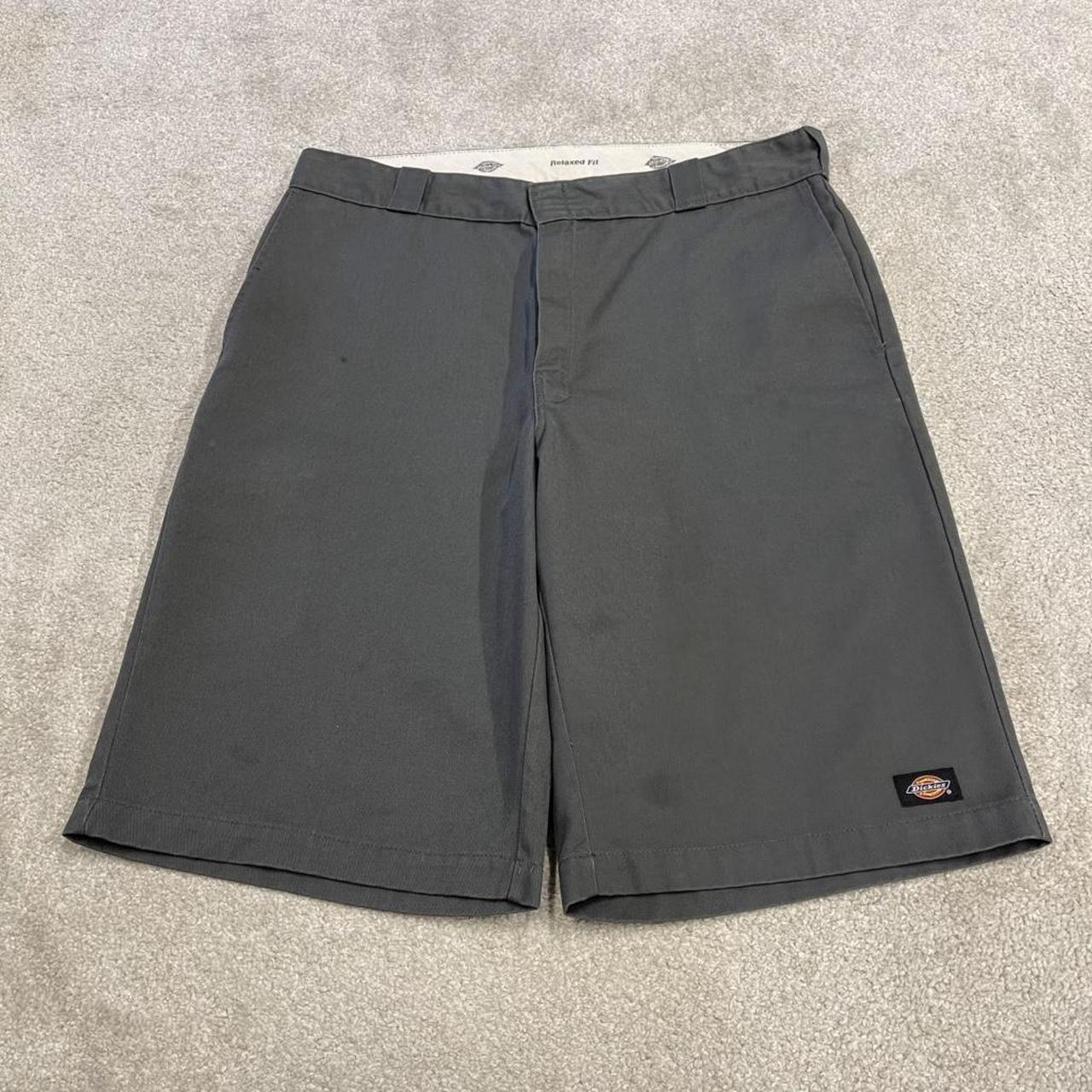 Dickies carpenter chino shorts relaxed grey Chino style skater shorts loose leg festival