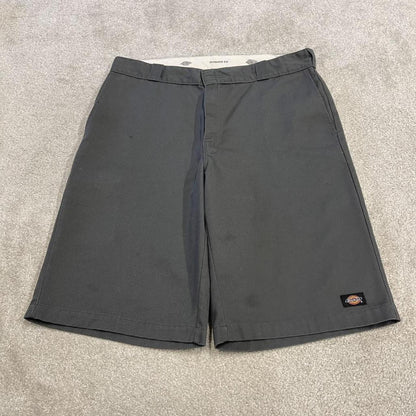 Dickies carpenter chino shorts relaxed grey Chino style skater shorts loose leg festival
