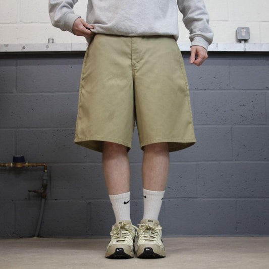 Dickies chino shorts loose leg khaki Twill chino skater style shorts wide leg