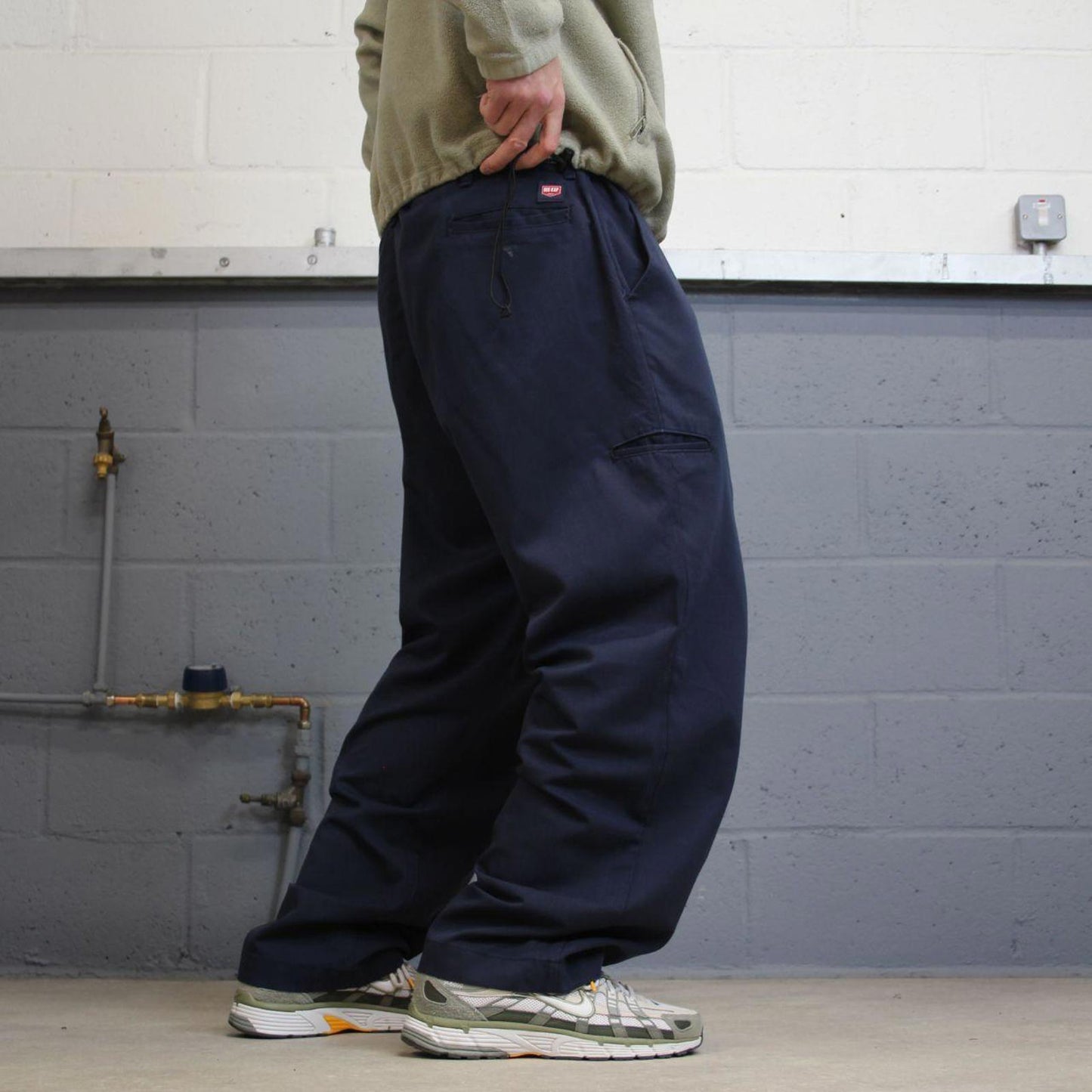 Y2k baggy work pants wide-leg navy Chino style skate trousers Red Kap workwear patch logo