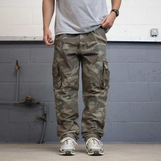 Camo Wrangler cargo pants W40L32 khaki forest camouflage straight y2k style cargo trousers
