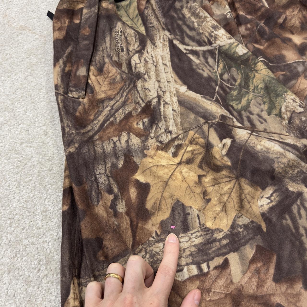 Cabela's baggy camo cargo pants wide leg Y2K khaki camouflage pattern outdoors hunting utility