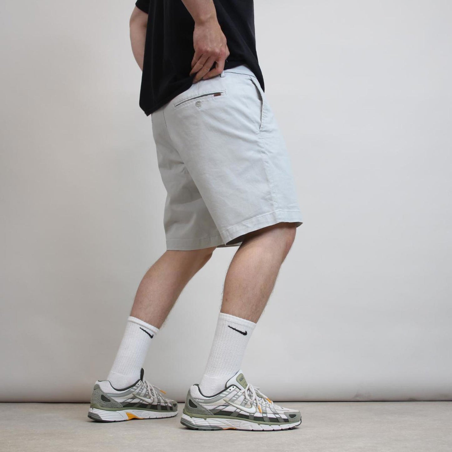 Mens Chaps shorts W36