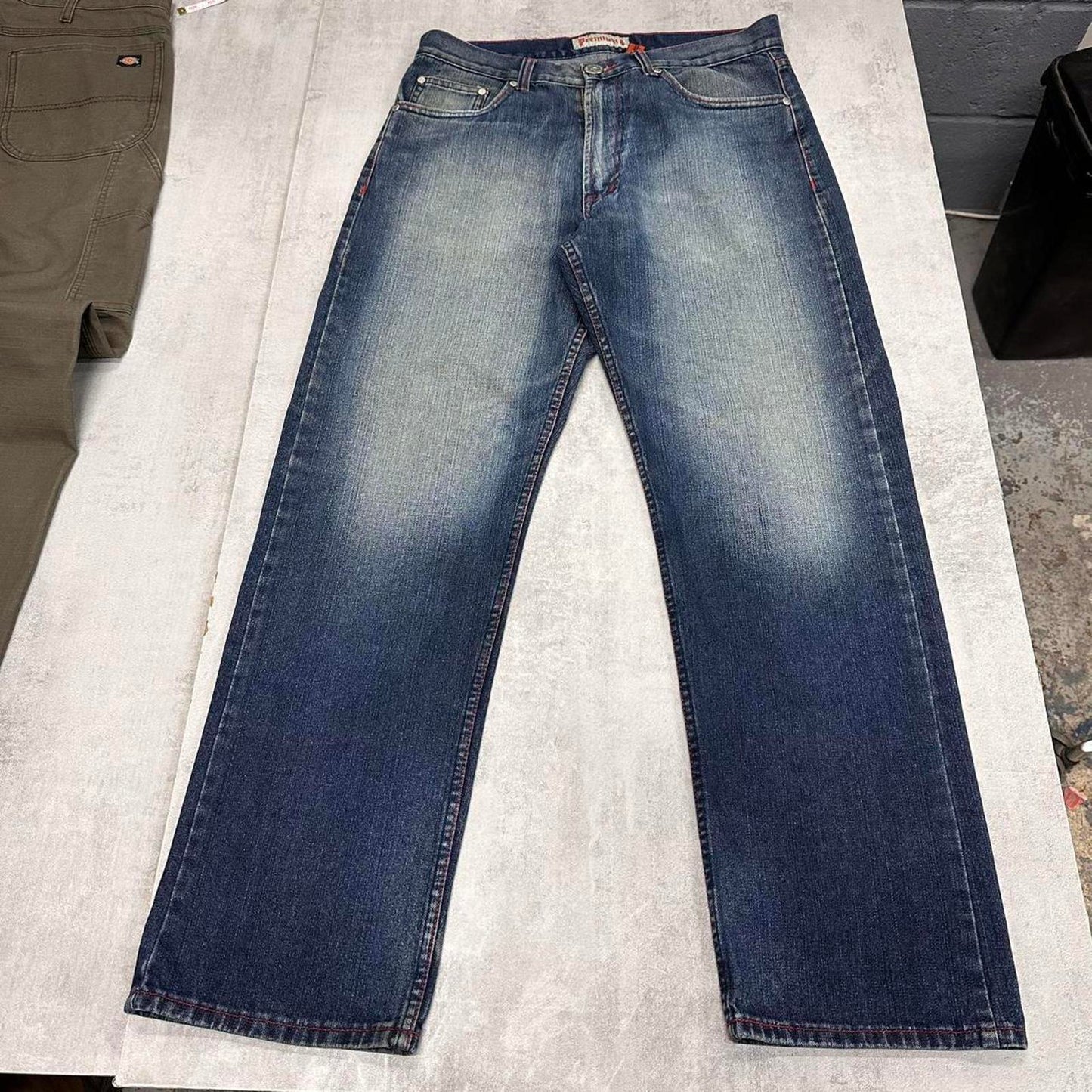 Blue embroidered Premium jeans W36L32 y2k style loose denim pants