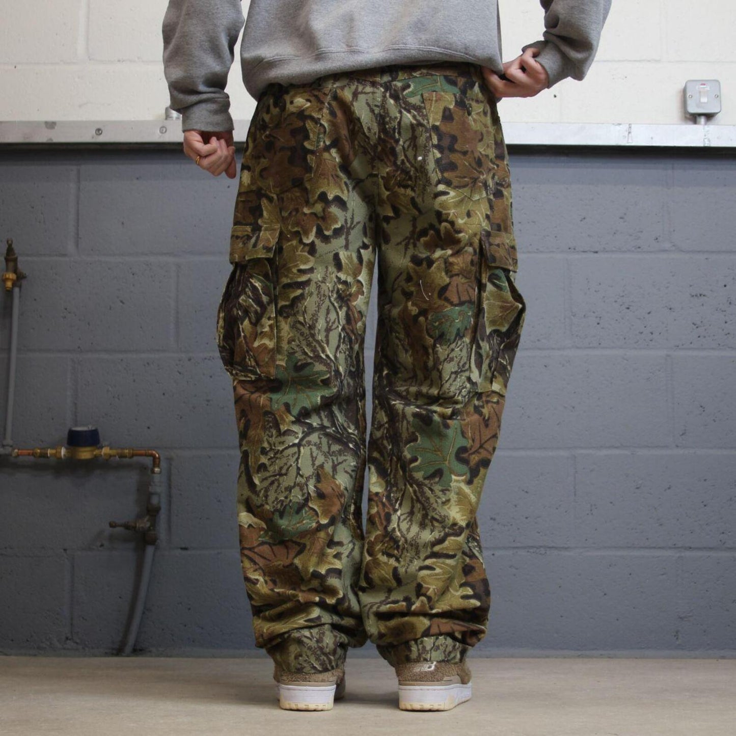 Cabela's camo cargo pants khaki Loose floaty realtree hunting camouflage trousers