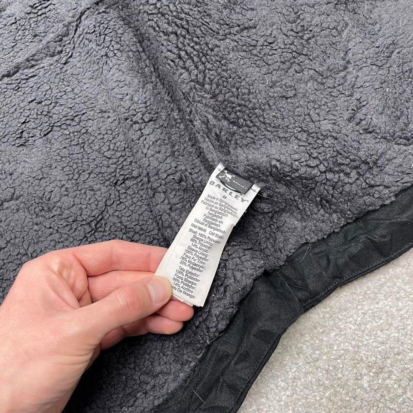 00s Oakley technical parka jacket M women's y2k style adjustable black tech coat winter